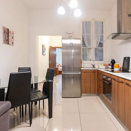 Superbly Located Cosy 2-Bedroom Apartment La Valette Extérieur photo